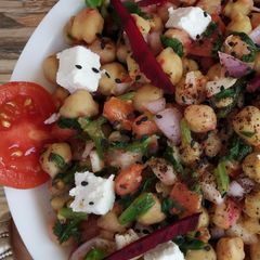 A picture of Chole chaat fry.