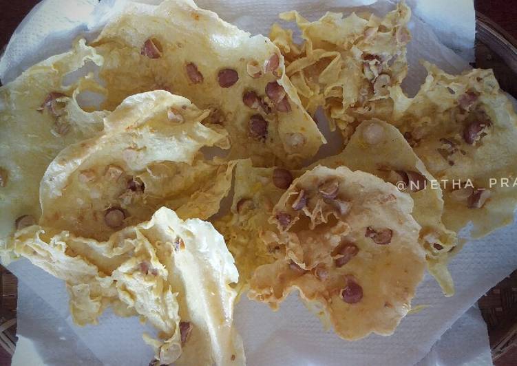 Peyek Kacang Renyah Gurih
