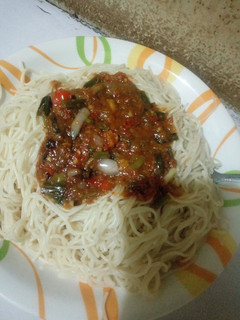 A picture of White Spaghetti with source.