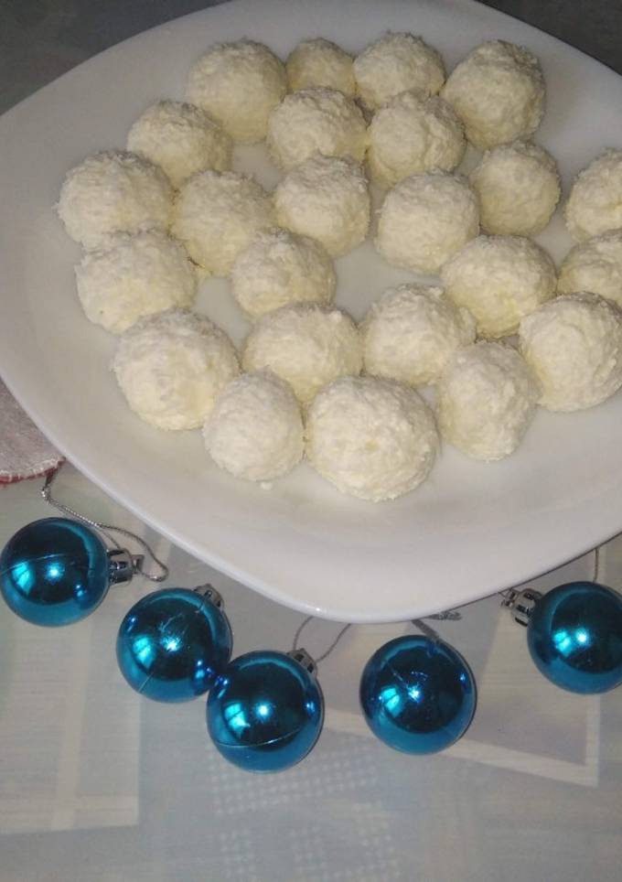 Рафаело. Білосніжні кульки