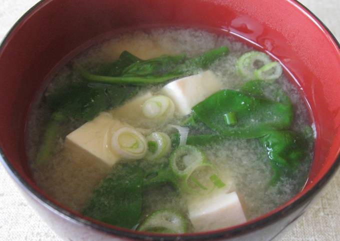 Easiest Way to Prepare Any-night-of-the-week Tofu &amp; Spinach Miso Soup