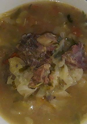 Una foto de Sopa de costilla 🐮