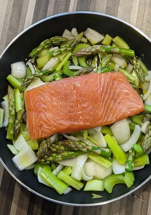 A picture of Steamed Salmon.