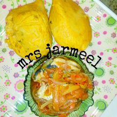 A picture of Moimoi and fish souce.