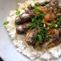 Garlic Sardines Rice Bowl A picture of Garlic Sardines Rice Bowl.