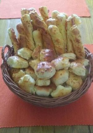 O poză a rețetei Pogăcele cu cașcaval.