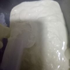 A picture of Homemade mayonnaise.