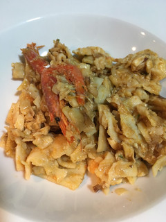 Una foto de Gazpacho de bacalao y gamba rallada