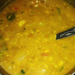 A picture of Garlic dal.