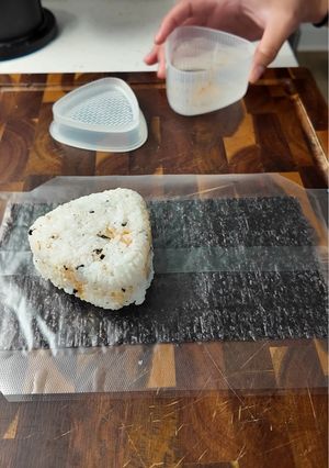 A picture of Yuzu Salmon Onigiri.