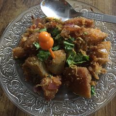 A picture of Idli manchurian.