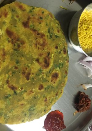 પાલક થેપલા રેસીપી મુખ્ય ફોટો