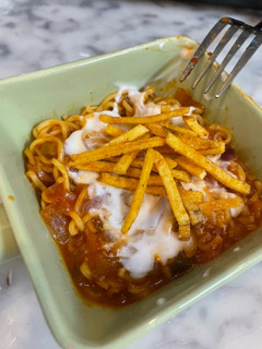 صورة لوصفة -اندومي بالصلصة ً والليمون لذيذذ🍜🍋