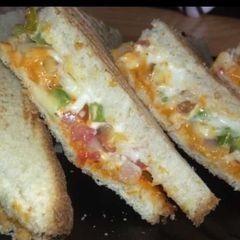 A picture of Cheese sandwich.