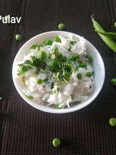 મટર પુલાવ (Matar Pulao Recipe In Gujarati) રેસીપી મુખ્ય ફોટો