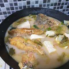 รูปของ Sup ikan gurame kuah susu oriental (pakai cau merah/angcau)