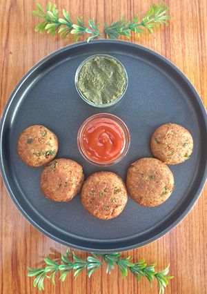 A picture of Leftover Chole tikki.