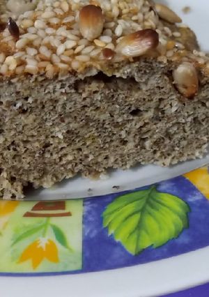 Una foto de Pan de avena y semillas en licuadora