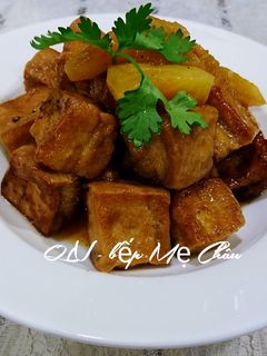 Hình của món Đậu hũ kho thơm chay.