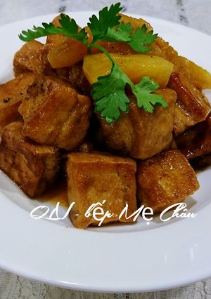 Hình của món Đậu hũ kho thơm chay.