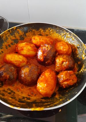 રીંગણા બટેટા નુ બેસન વાળુ શાક રેસીપી મુખ્ય ફોટો