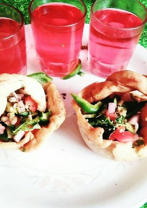 A picture of Chatpta sprouts tokri chat.