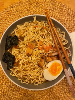 Una foto de Ramen amb llom