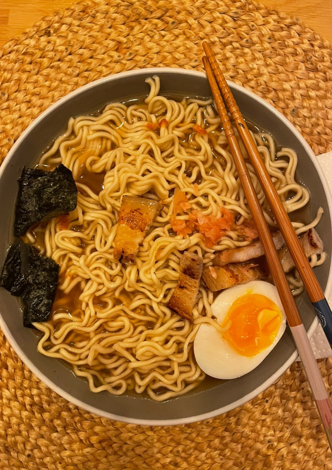 Una foto de Ramen amb llom