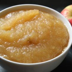 A picture of Homemade apple sauce.