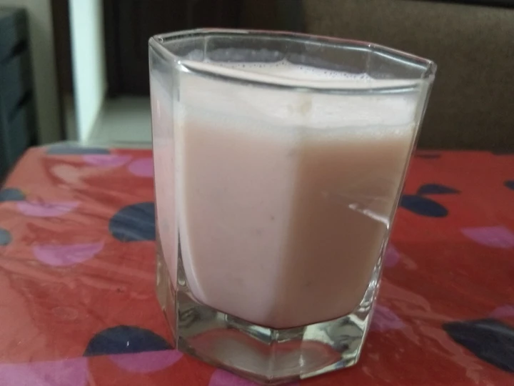 Recipe Strawberry &amp;amp; Banana smoothie the  Makes Drooling Delicious