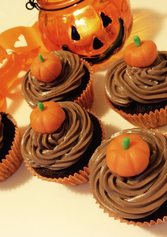 Una foto de Cupcakes decorados para Halloween