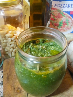 Una foto de "Pesto" de borraja