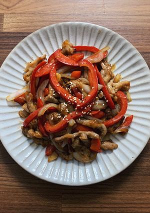甜椒炒肉絲 的食譜成品照片
