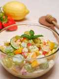 Fruit Salad Yogurt - Salad Buah Melon Kiwi Strawberry Anggur Pir