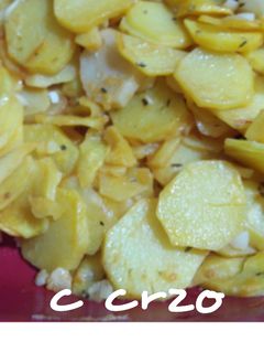 Una foto de Patatas pobres, en el microondas