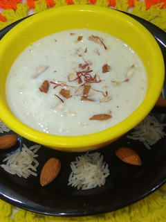 तांदळाची खीर (tandalachi kheer recipe in marathi) रेसिपी चे मुख्य फोटो