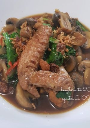Foto resep Tumis sayap ayam jamur kancing berkuah