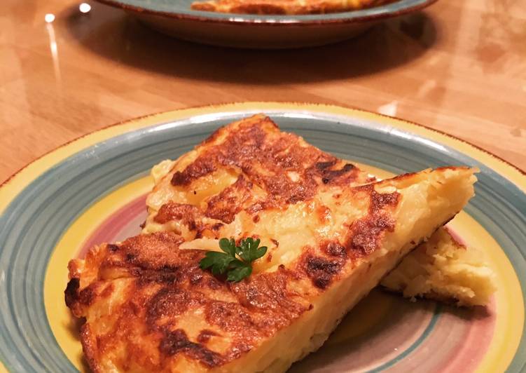 Recipe of Any-night-of-the-week Tortilla de patata 🇪🇸