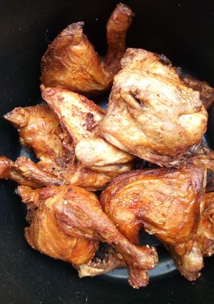 A picture of Fried chickens.