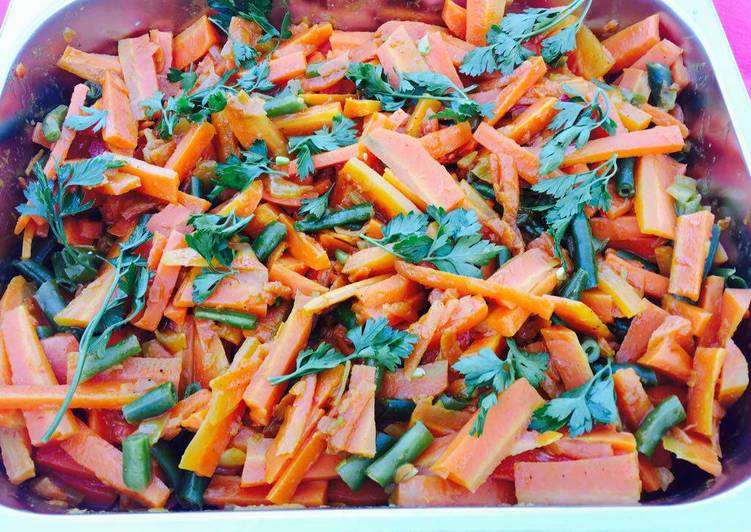 Vegetables salad with carrots