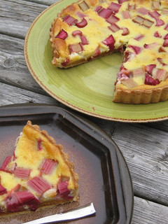 A picture of Chunky Rhubarb Tart.