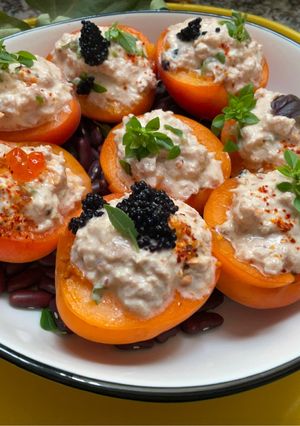 Une photo de 🍑BOUCHÉES 🍢ABRICOTS🍑CRÈME DE THON🫜🐋