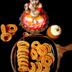 A picture of White Butter Chakli.