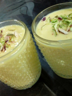 A picture of Mango lassi❤.