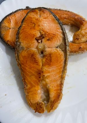 藍藍的-香煎鮭魚 的食譜成品照片