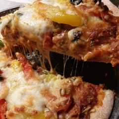 Chicken Mushroom Pizza-レシピのメイン写真