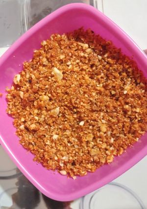शेंगदाणा खोबऱ्याची चटणी (shengdana khobre chutney recipe in marathi) रेसिपी चे मुख्य फोटो 