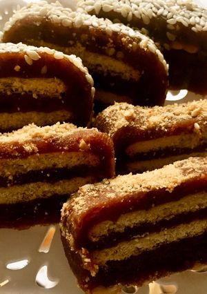 A picture of DATE ROLLS #Noheatsnack.