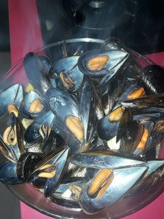Una foto de Mejillones al vapor