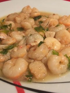 Una foto de Gambas al ajillo